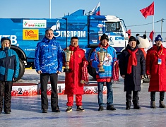 Автомобильные гонки в рамках Международного российско-китайского фестиваля зимних видов спорта