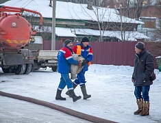 Рабочий выезд мэра по нарушению работы коллектора по Пушкина, 110