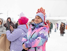 На площади Ленина и набережной Амура прошли народные гуляния в честь масленицы