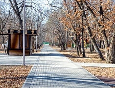 Мэр Благовещенска Олег Имамеев оценил готовность парков к открытию сезона