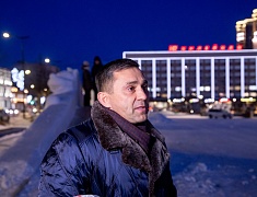 Мэр Олег Имамеев провёл выездное совещание по новогоднему оформлению города