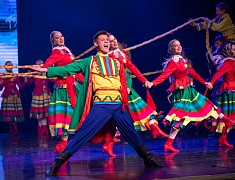 Ведущие коллективы Амурской области провели благотворительный концерт