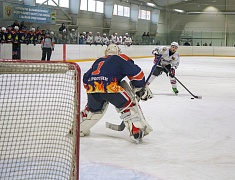 Соревнования по хоккею памяти Героя России Владимира Барахтенко прошли на стадионе «Спартак»