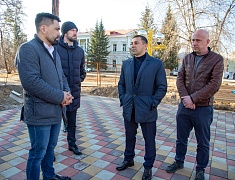 Мэр Благовещенска Олег Имамеев оценил готовность парков к открытию сезона