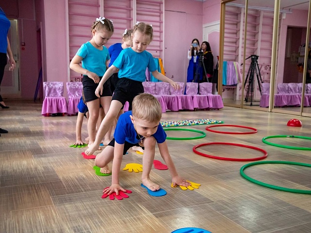 В благовещенском детском саду №32 нашли полезную замену телефонам 