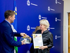 В Благовещенске подвели итоги конкурса на лучшее новогоднее оформление фасадов предприятий торговли и бытового обслуживания