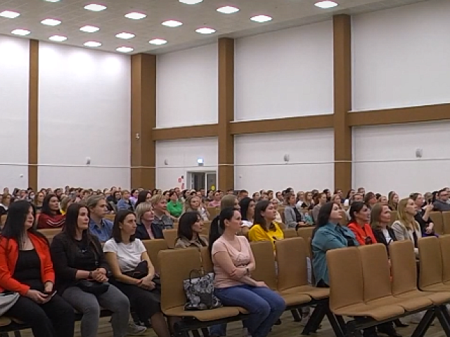 Правилам дорожного движения и детскому травматизму посвятили общегородское родительское собрание в Благовещенске