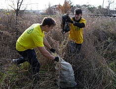 В рамках акции «Город берегу» большой субботник прошел на улице Чайковского