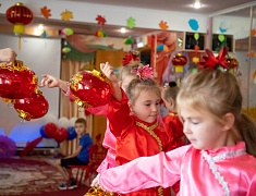 В язык и культуру Поднебесной с сентября погружаются ребята 5-7 лет в прогимназии, детских садах №4 и №28