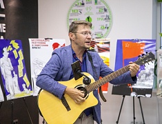 В Благовещенске открыли выставку ретро-плакатов 