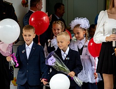 Мэр Города Олег Имамеев поздравил благовещенцев с днём знаний