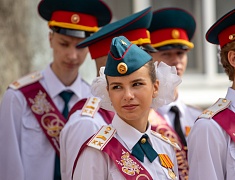 Во всех школах Благовещенска прозвенели последние звонки