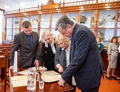 В Алексеевской гимназии открыли исторический кабинет биологии