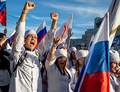  В Благовещенске прошел общегородской «Парад студенчества»