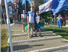  Благовещенцам вручили знаки ГТО в День семьи, любви и верности