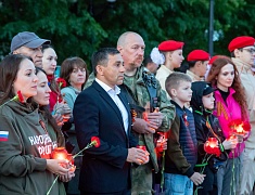 Цветы в память о подвиге советских солдат возложили в Благовещенске