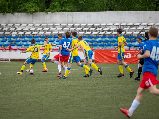 Благовещенцев приглашают присоединиться к турниру по малоформатному футболу