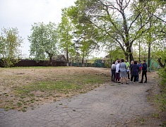 Мэр города Олег Имамеев проконтролировал ремонтные работы Дома культуры в селе Садовом