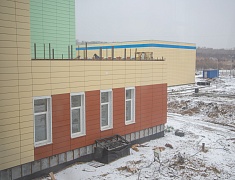 Мэр Благовещенска Олег Имамеев проинспектировал строительство нового корпуса 16 школы на улице Тепличной