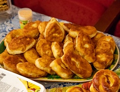 Юбилейное 25-летие празднуют ветераны просвещения города