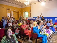 «Цветущий квартал» и «Сад памяти», посвященный героям СВО, взяли гран-при фестиваля цветов в Благовещенске