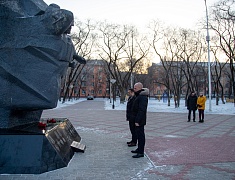 Память воинов-интернационалистов почтил мэр Благовещенска Олег Имамеев 