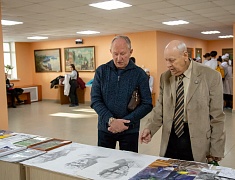 Мэр Благовещенска Олег Имамеев посетил Амурский медицинский колледж