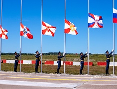 Более 4 с половиной тысяч благовещенцев отметили День государственного флага