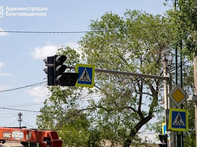 27 июня перекресток 50 лет Октября и Амурской временно станет нерегулируемым: специалисты настроят новые светофоры 