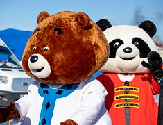 Соревнования по хоккею в рамках Международного российско-китайского фестиваля зимних видов спорта