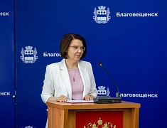 Представителей сферы торговли чествовали в Благовещенске