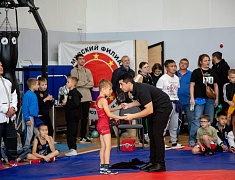 Памятный турнир по вольной борьбе в Благовещенске объединил спортсменов из семи регионов Дальнего Востока
