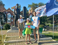  Благовещенцам вручили знаки ГТО в День семьи, любви и верности