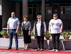 В школах Благовещенска прошли торжественные линейки