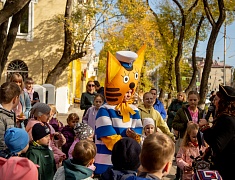 В амурской столице праздничной программой открыли сквер водников