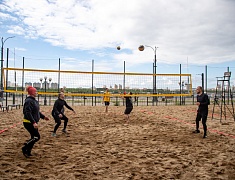 Турнир по пляжному волейболу с участием ветеранов СВО прошел в Благовещенске