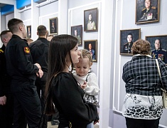 Открытие персональной выставки Олега Семенца «Горячий ветер»