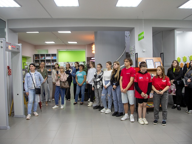 В Благовещенске открыли выставку ретро-плакатов 