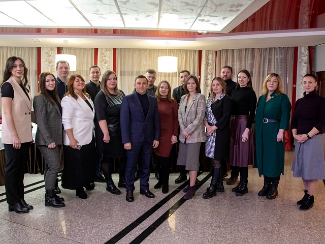 Мэр Благовещенска Олег Имамеев поздравил СМИ с Днем печати