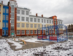 Мэр Благовещенска Олег Имамеев проинспектировал строительство нового корпуса 16 школы на улице Тепличной