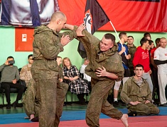В стенах ДВОКУ прошёл чемпионат по армейскому рукопашному бою