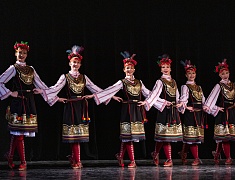 Хореографический ансамбль «Ровесники» отметил 59-летие ярким концертом