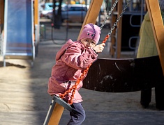 В Благовещенске межведомственная комиссия проверяет «самочувствие» детских площадок