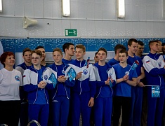 В Благовещенске впервые проходят соревнования по водному поло