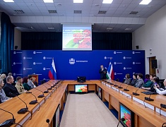 В столице Приамурья чествовали работников сферы бытового обслуживания и ЖКХ