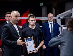 В Благовещенске открыли обновленный зал спортивно-патриотического клуба «Семён»