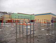Мэр Благовещенска Олег Имамеев проинспектировал строительство нового корпуса 16 школы на улице Тепличной