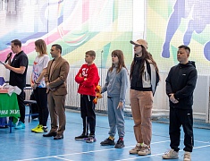 В честь Года семьи в Благовещенске провели семейный бадминтон