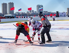 Соревнования по хоккею в рамках Международного российско-китайского фестиваля зимних видов спорта