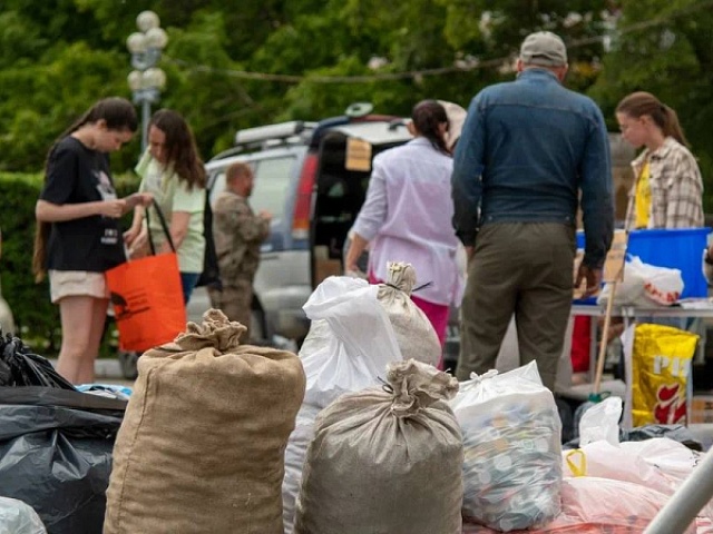 Вещи на благотворительность, бамперы от авто и электронные сигареты примут на экоакции в Благовещенске